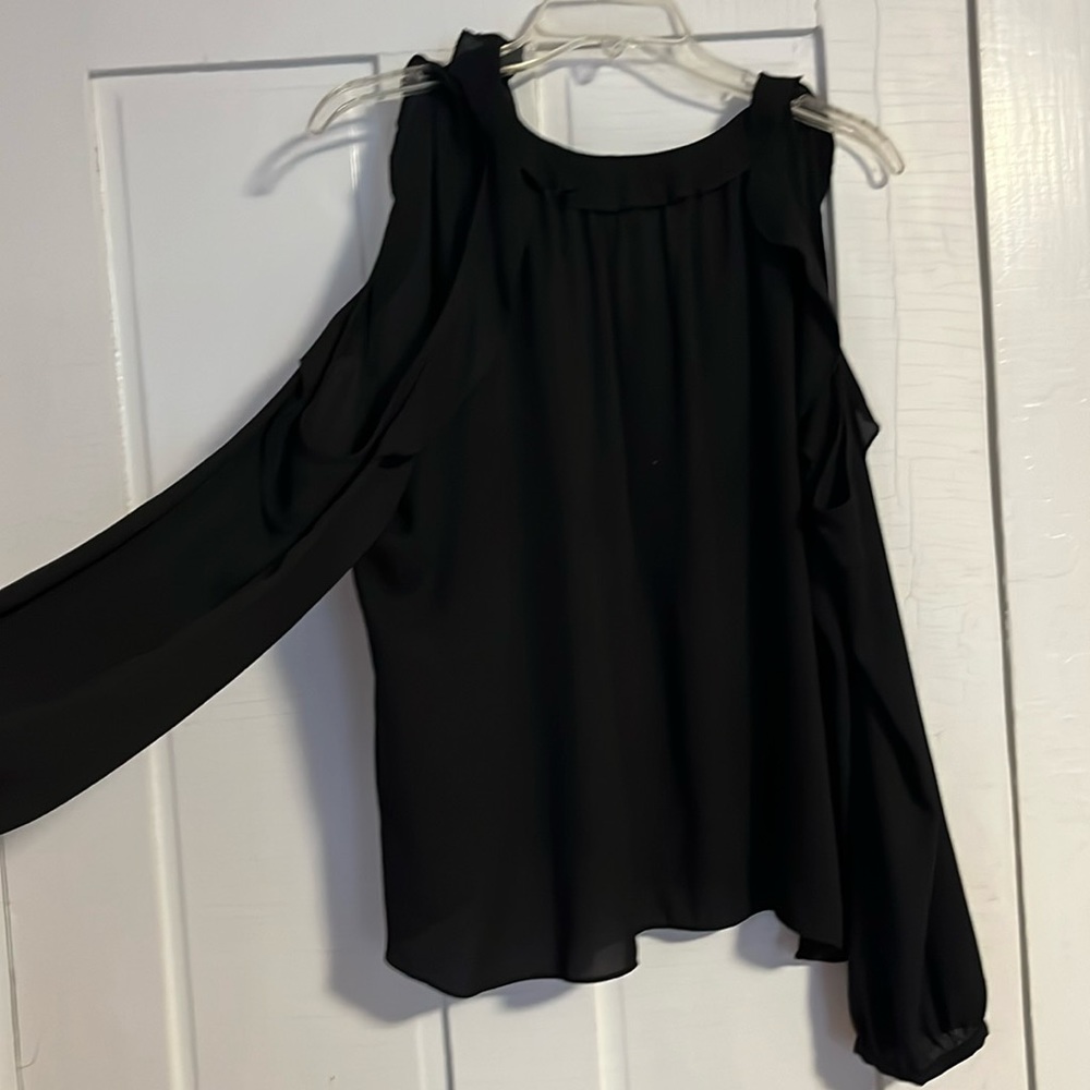 Black Cold Shoulder Long Sleeve Blouse